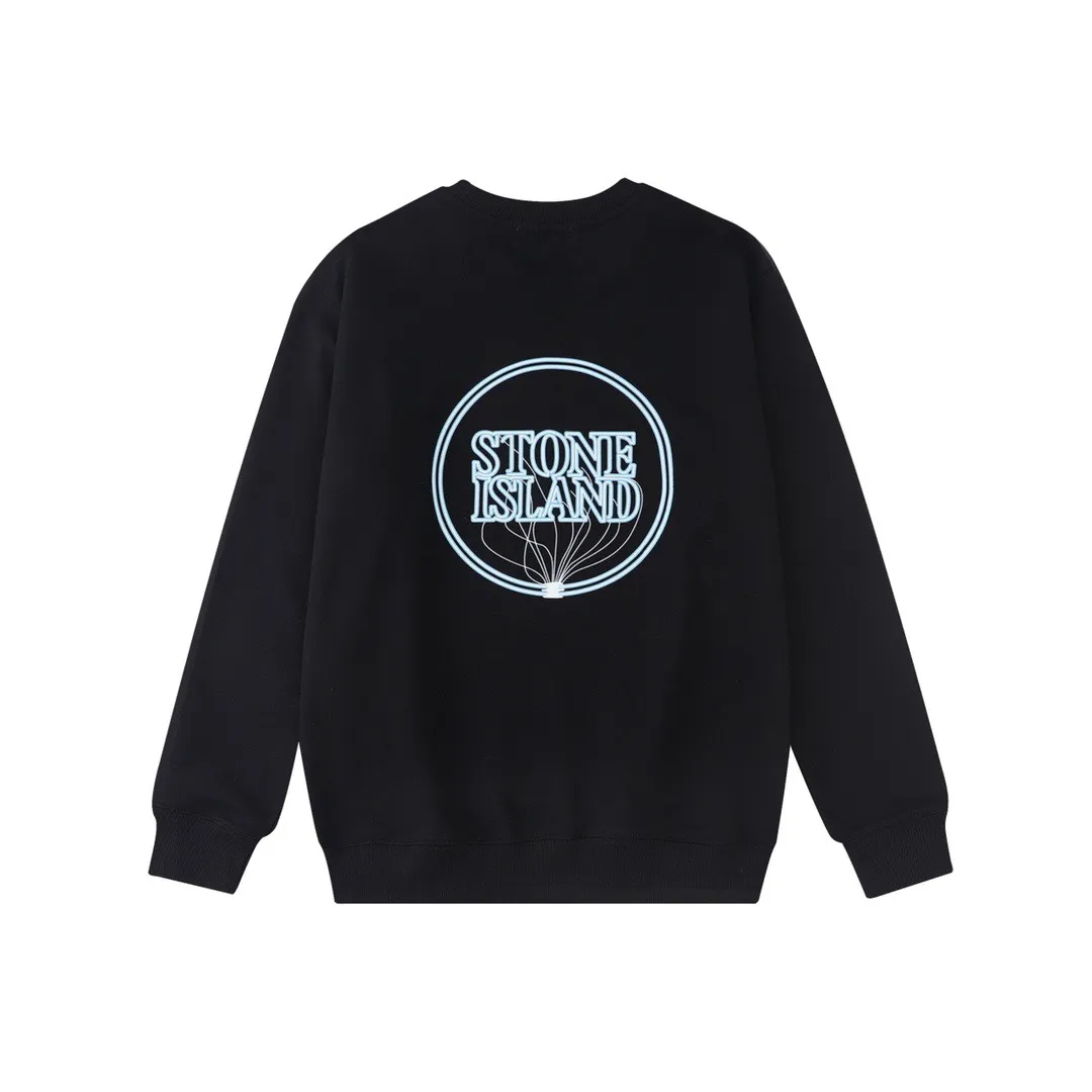W823#P160💰 Stone Island light bulb logo round neck printed long-sleeved sweatshirt! Versatile base round neck sweatshirt for couples! Simple armband design, customized 1*1 thread (fine texture), 380g double-strand large terry fabric, very good quality, foreign trade craftsmanship, respect the original version! The threads at the cuffs and hem are all original bartacks! The time-consuming and material consumption distinguishes the ordinary version on the market! Tops worn by celebrities from all walks of life on INS, can be matched with couple styles!  Color: Black White Size: M-XXL